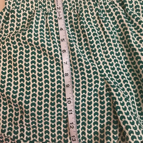 Green Patterned Women's Shorts - Picture 4 of 9